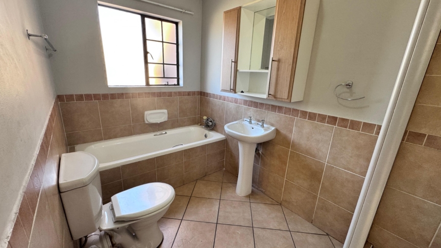 2 Bedroom Property for Sale in Highveld Gauteng