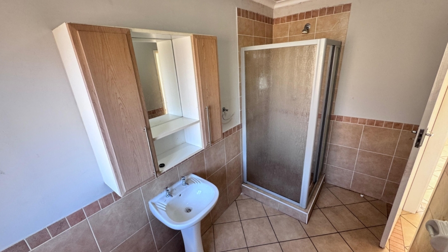 2 Bedroom Property for Sale in Highveld Gauteng