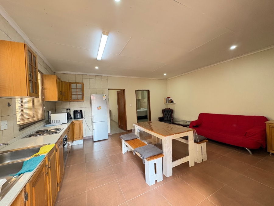 2 Bedroom Property for Sale in Greenside Gauteng