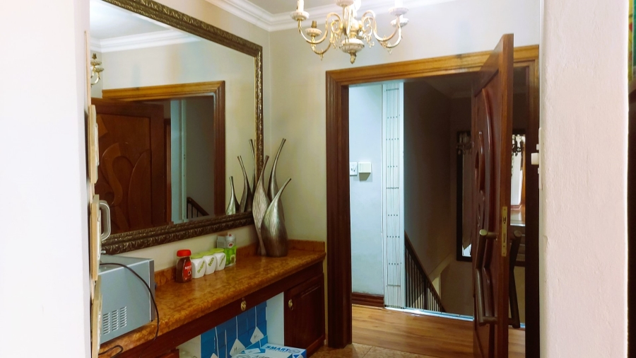  Bedroom Property for Sale in Moreleta Park Gauteng