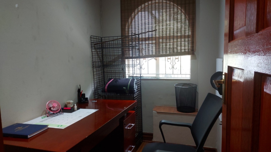  Bedroom Property for Sale in Moreleta Park Gauteng