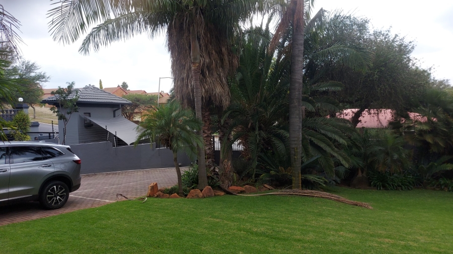  Bedroom Property for Sale in Moreleta Park Gauteng