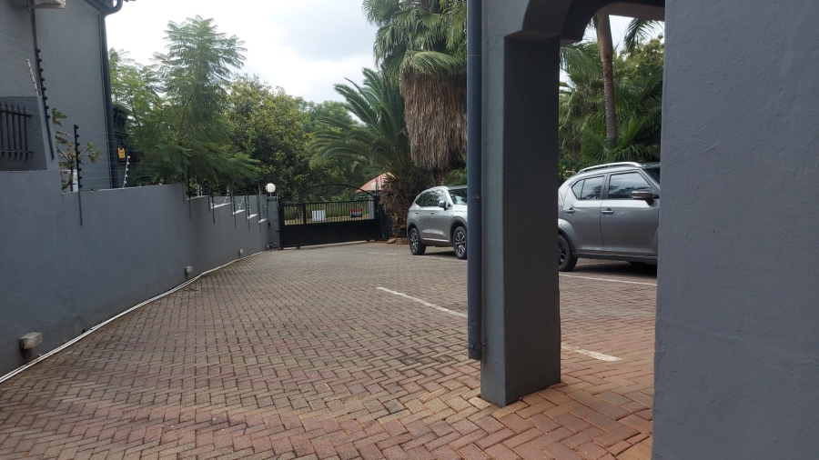  Bedroom Property for Sale in Moreleta Park Gauteng