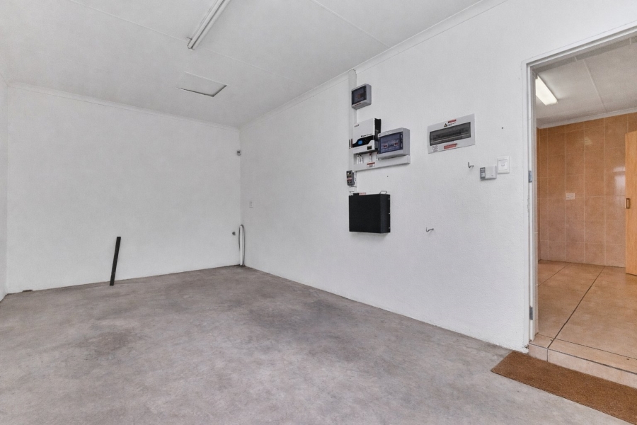 2 Bedroom Property for Sale in Harveston A H Gauteng
