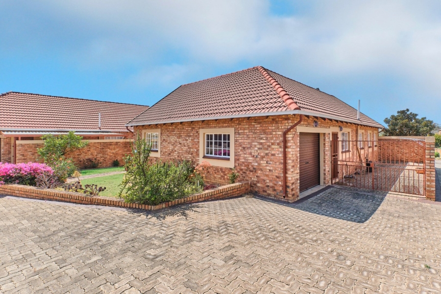 2 Bedroom Property for Sale in Harveston A H Gauteng
