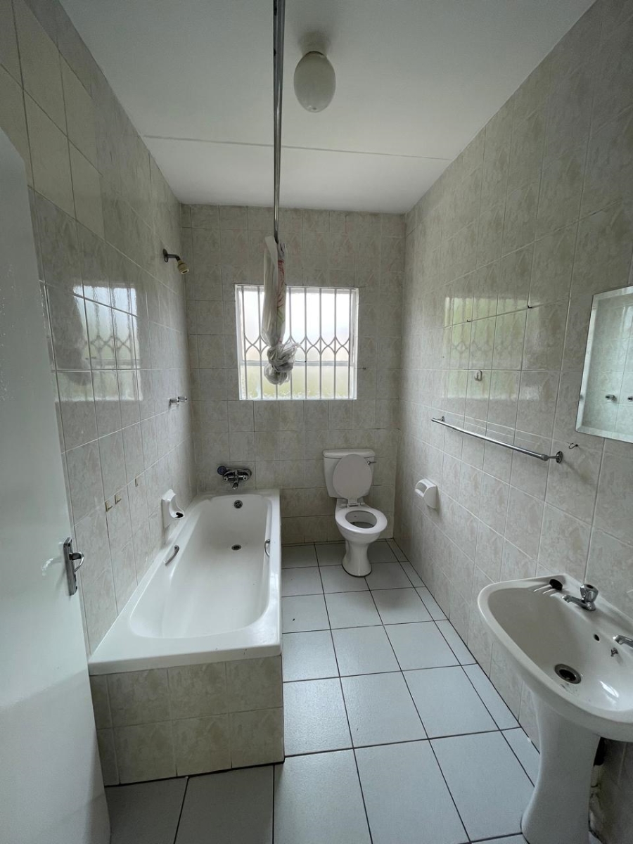 2 Bedroom Property for Sale in Halfway Gardens Gauteng