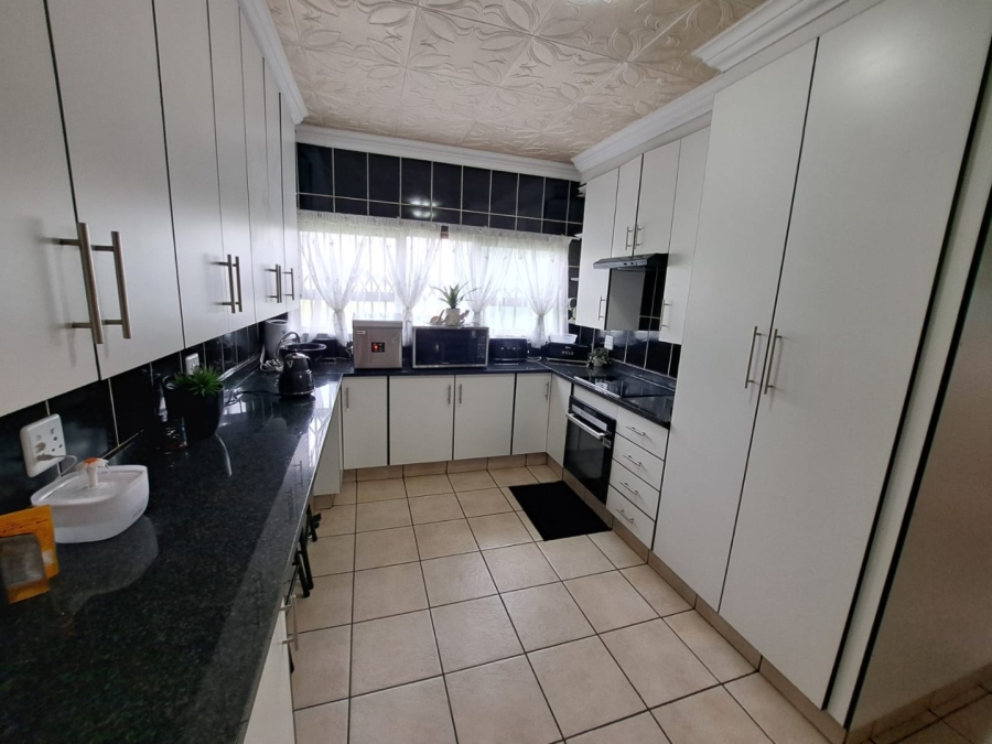 Commercial Property for Sale in Heidelberg A H Gauteng