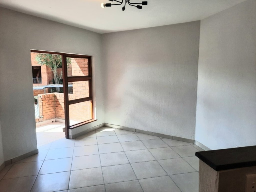 2 Bedroom Property for Sale in Honeydew Manor Gauteng