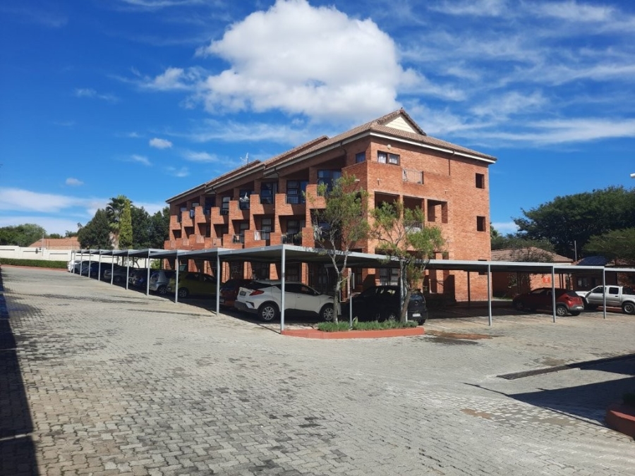 2 Bedroom Property for Sale in Honeydew Manor Gauteng