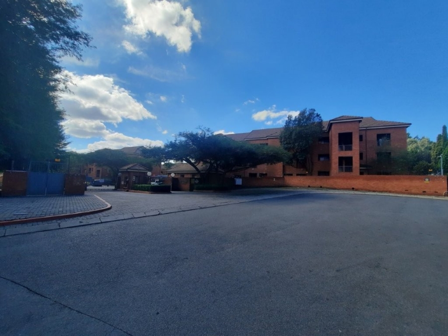 2 Bedroom Property for Sale in Honeydew Manor Gauteng