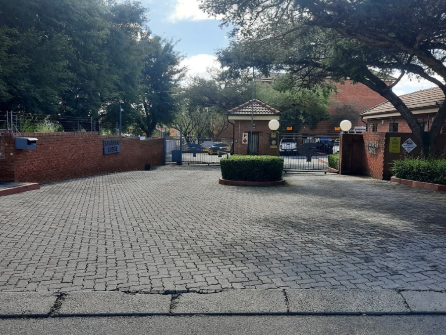 2 Bedroom Property for Sale in Honeydew Manor Gauteng