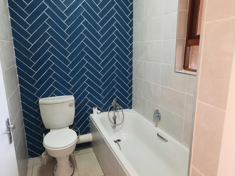 2 Bedroom Property for Sale in Honeydew Manor Gauteng