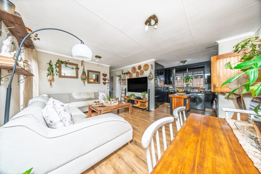 2 Bedroom Property for Sale in Eden Glen Gauteng