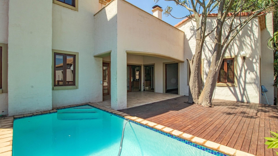 To Let 4 Bedroom Property for Rent in Waterkloof 101 Estate Gauteng