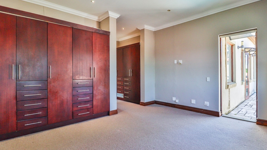 To Let 4 Bedroom Property for Rent in Waterkloof 101 Estate Gauteng