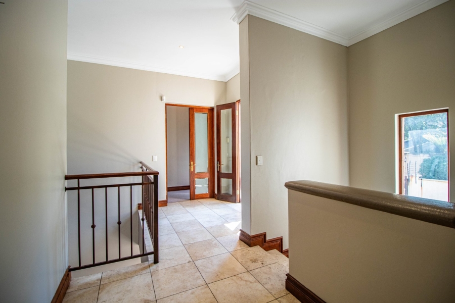 To Let 4 Bedroom Property for Rent in Waterkloof 101 Estate Gauteng