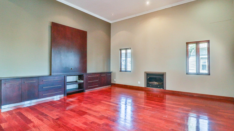 To Let 4 Bedroom Property for Rent in Waterkloof 101 Estate Gauteng