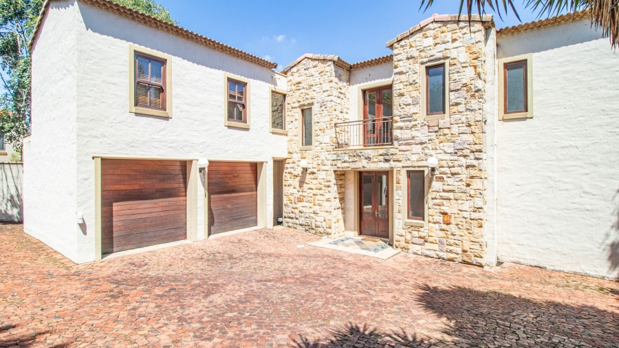 To Let 4 Bedroom Property for Rent in Waterkloof 101 Estate Gauteng