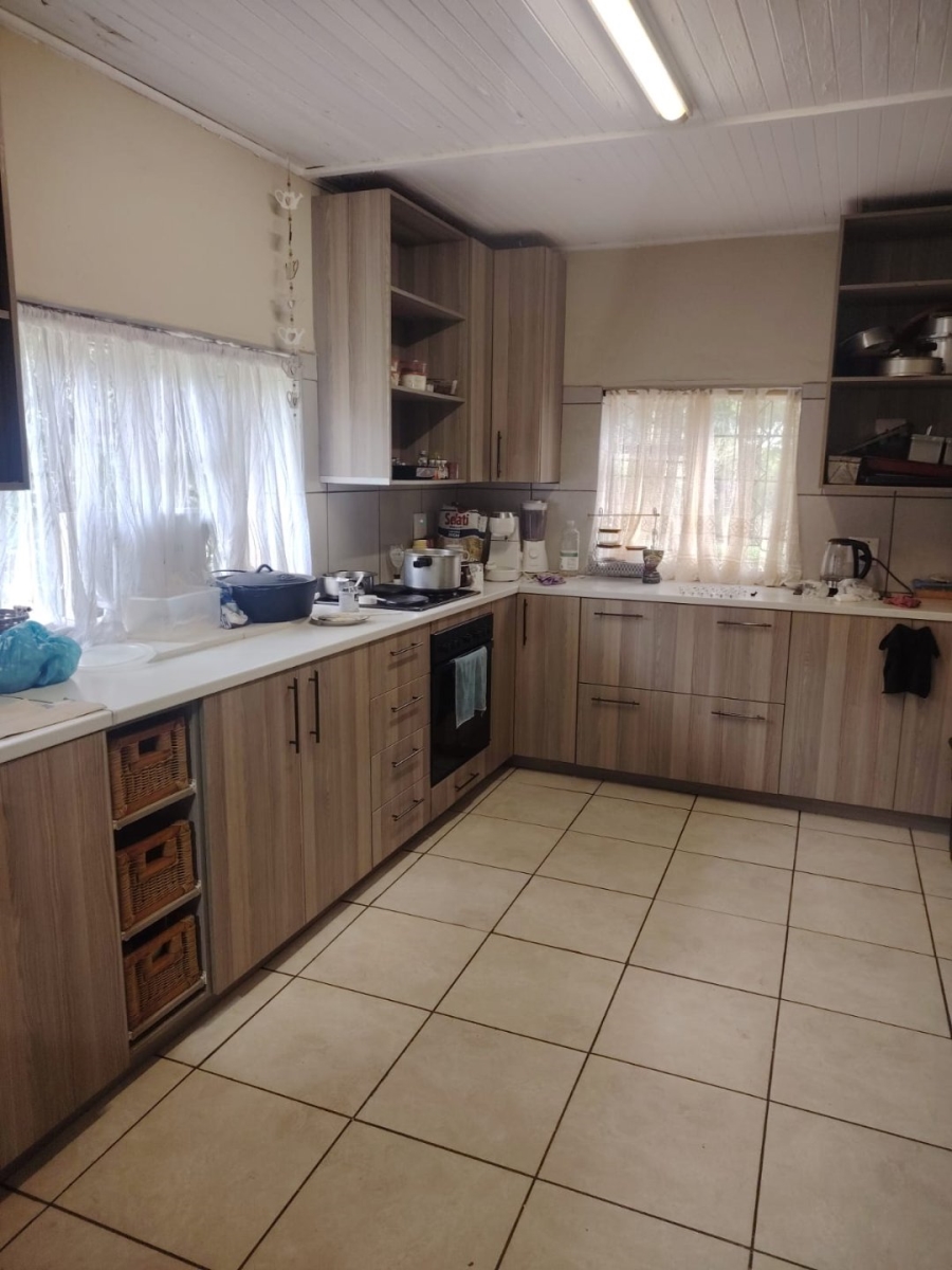 3 Bedroom Property for Sale in Theoville Gauteng