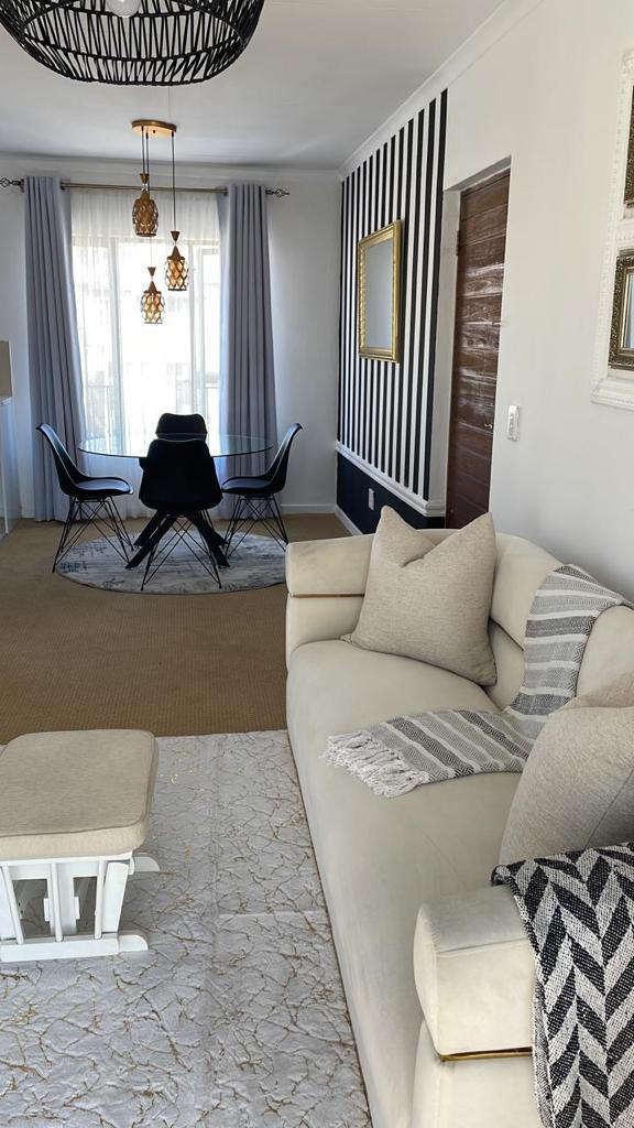 1 Bedroom Property for Sale in Vorna Valley Gauteng