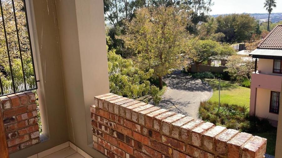 1 Bedroom Property for Sale in Vorna Valley Gauteng
