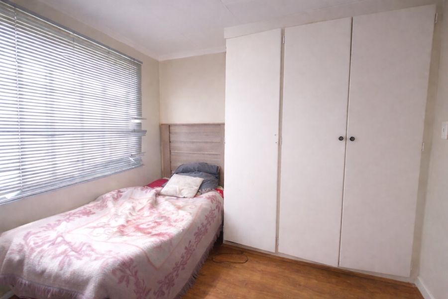 4 Bedroom Property for Sale in Die Hoewes Gauteng