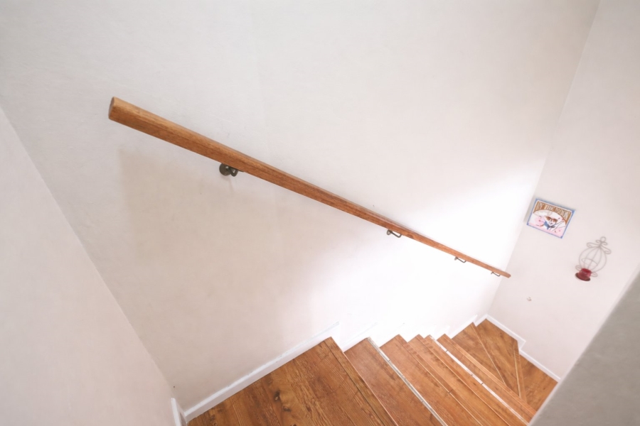 4 Bedroom Property for Sale in Die Hoewes Gauteng