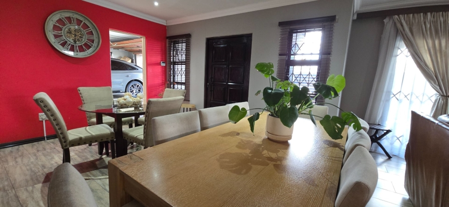 4 Bedroom Property for Sale in Alveda Gauteng