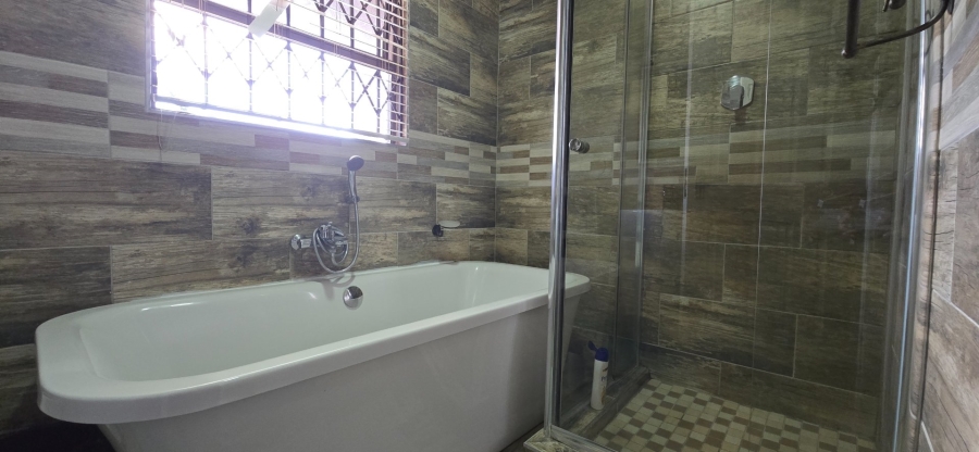 4 Bedroom Property for Sale in Alveda Gauteng