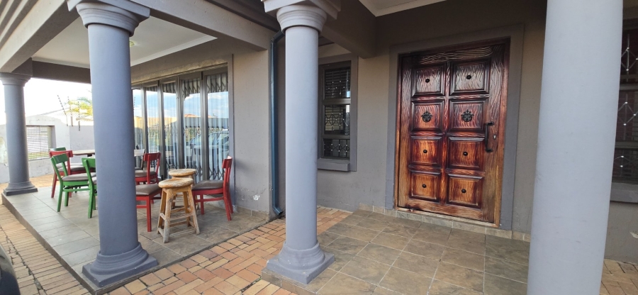 4 Bedroom Property for Sale in Alveda Gauteng