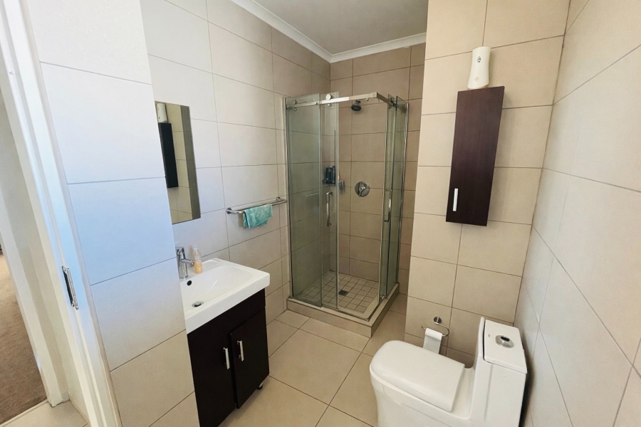 1 Bedroom Property for Sale in Erand Gardens Gauteng