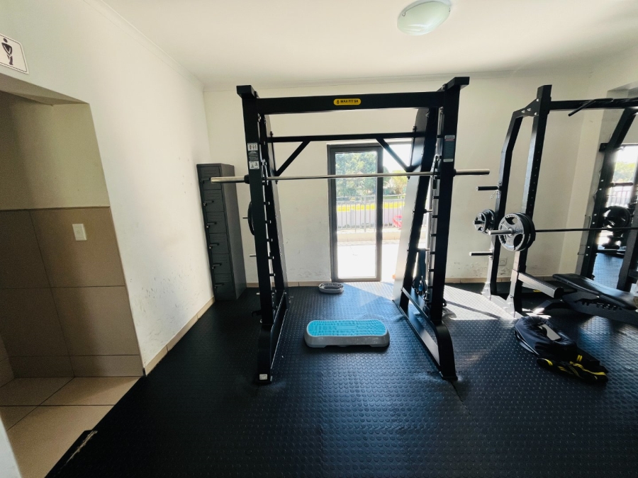 1 Bedroom Property for Sale in Erand Gardens Gauteng