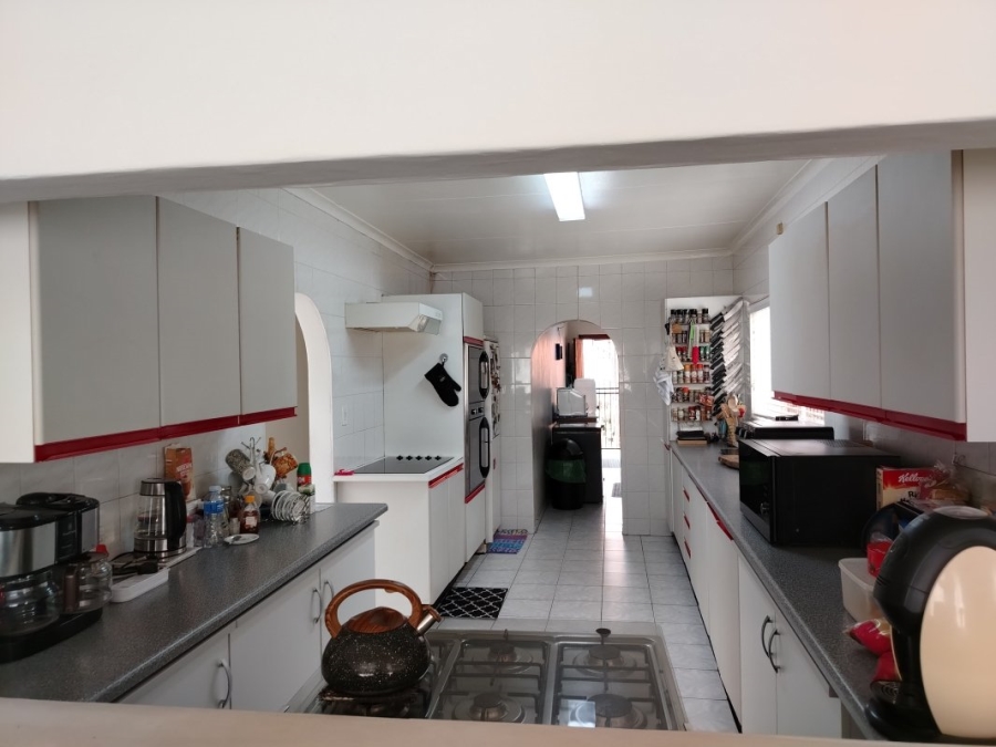 4 Bedroom Property for Sale in Mimosa Park Gauteng