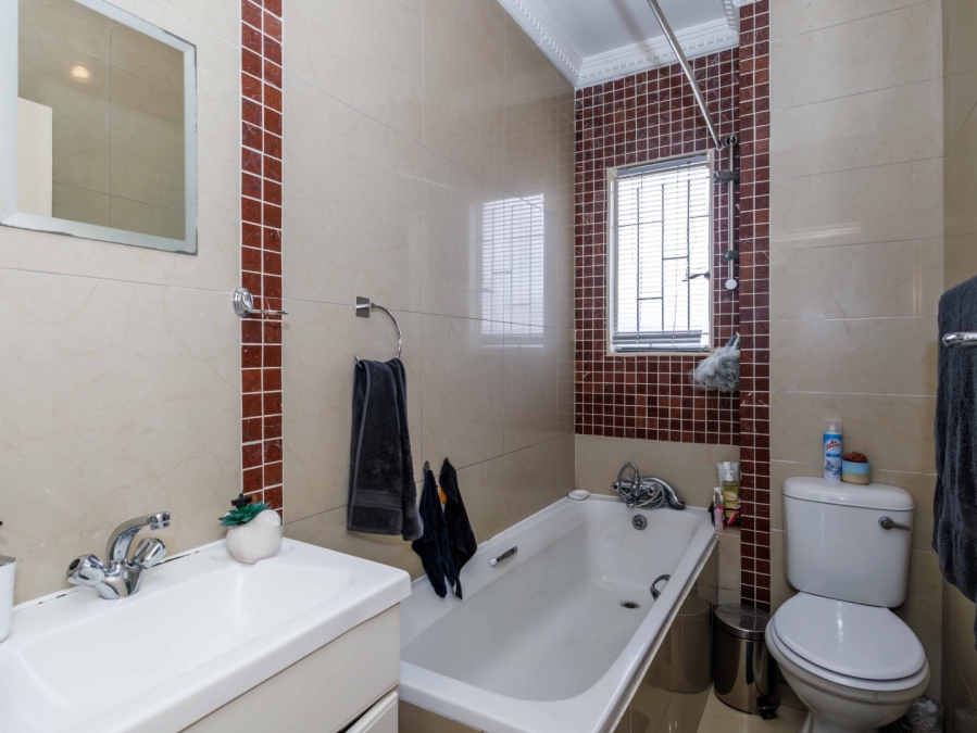 2 Bedroom Property for Sale in Eden Glen Gauteng