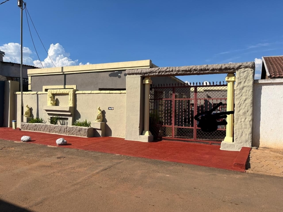 2 Bedroom Property for Sale in Atteridgeville Gauteng