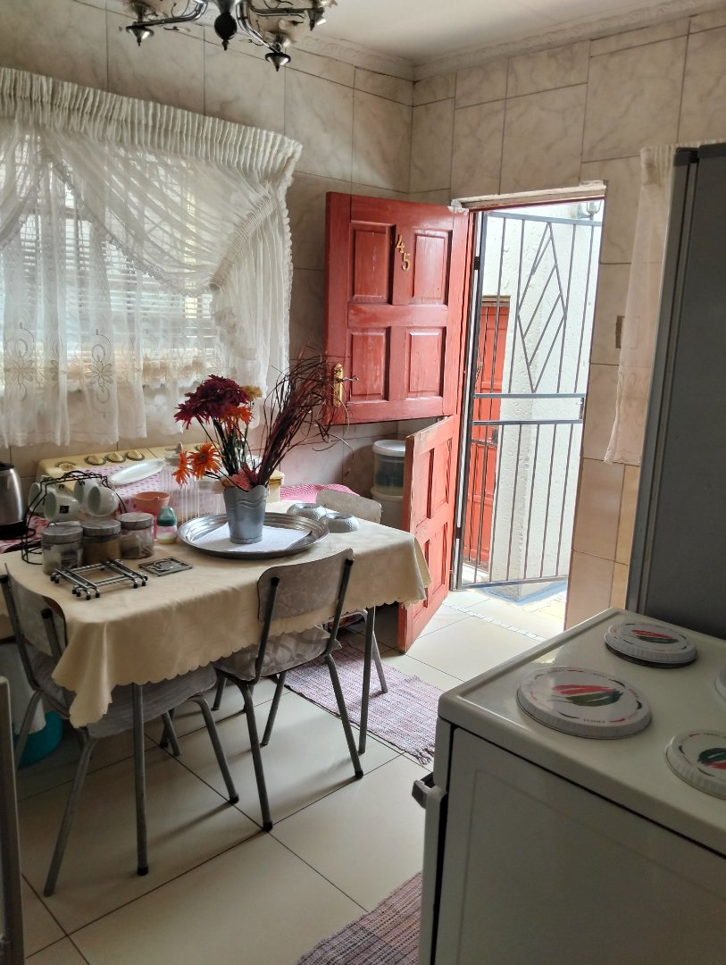 2 Bedroom Property for Sale in Atteridgeville Gauteng