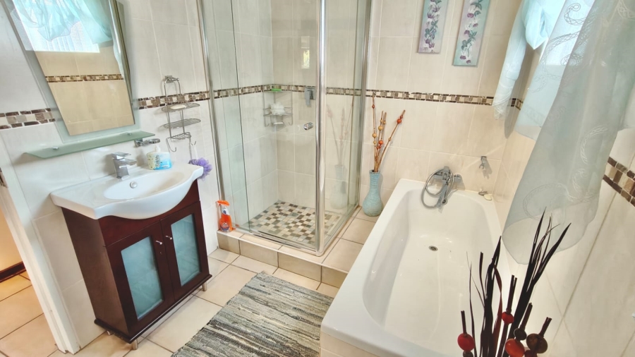 3 Bedroom Property for Sale in Vaal Marina Gauteng