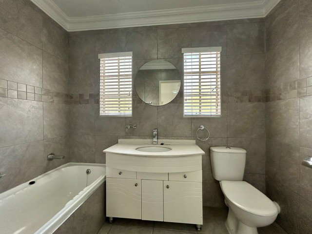 3 Bedroom Property for Sale in Marais Steyn Park Gauteng