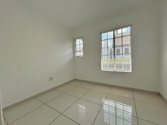 3 Bedroom Property for Sale in Marais Steyn Park Gauteng