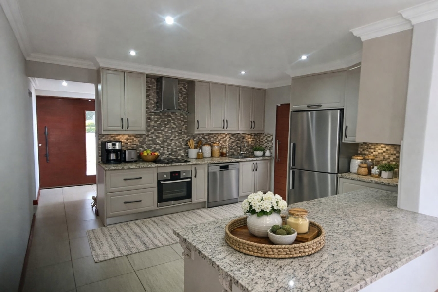2 Bedroom Property for Sale in Boardwalk Gauteng