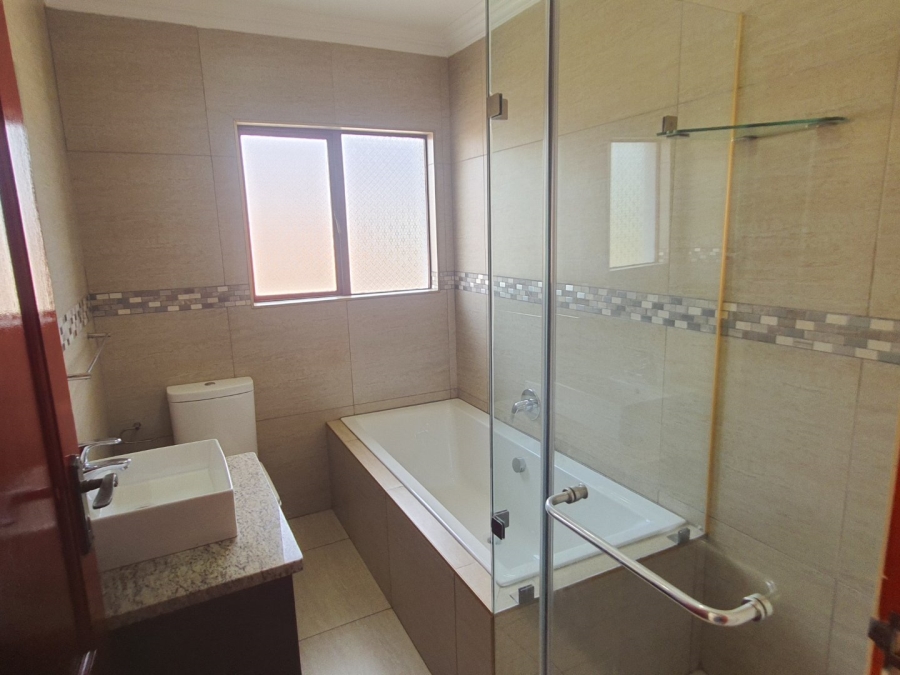 2 Bedroom Property for Sale in Boardwalk Gauteng