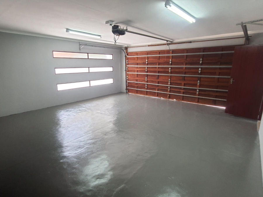 2 Bedroom Property for Sale in Boardwalk Gauteng