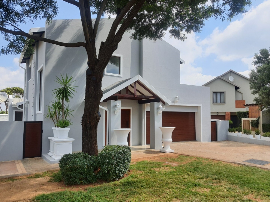 2 Bedroom Property for Sale in Boardwalk Gauteng