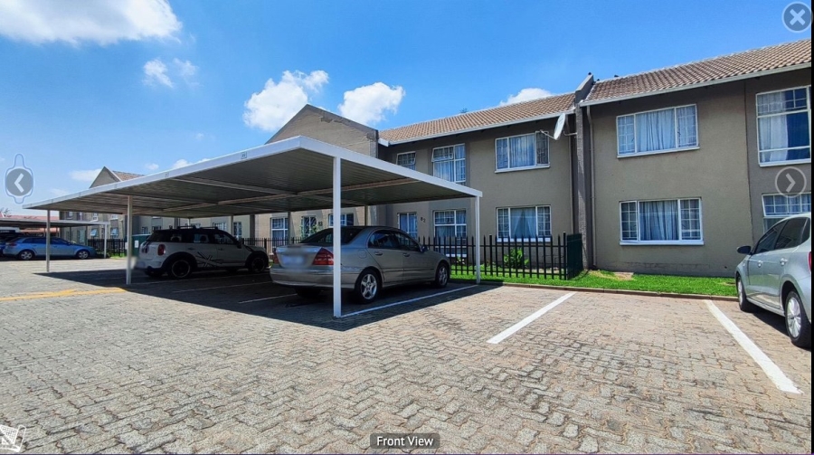 2 Bedroom Property for Sale in Ravenswood Gauteng