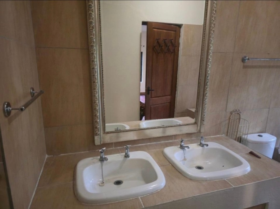2 Bedroom Property for Sale in Kyalami Ah Gauteng