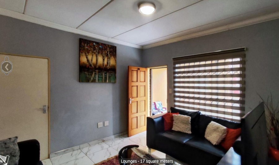 2 Bedroom Property for Sale in Dawn Park Gauteng