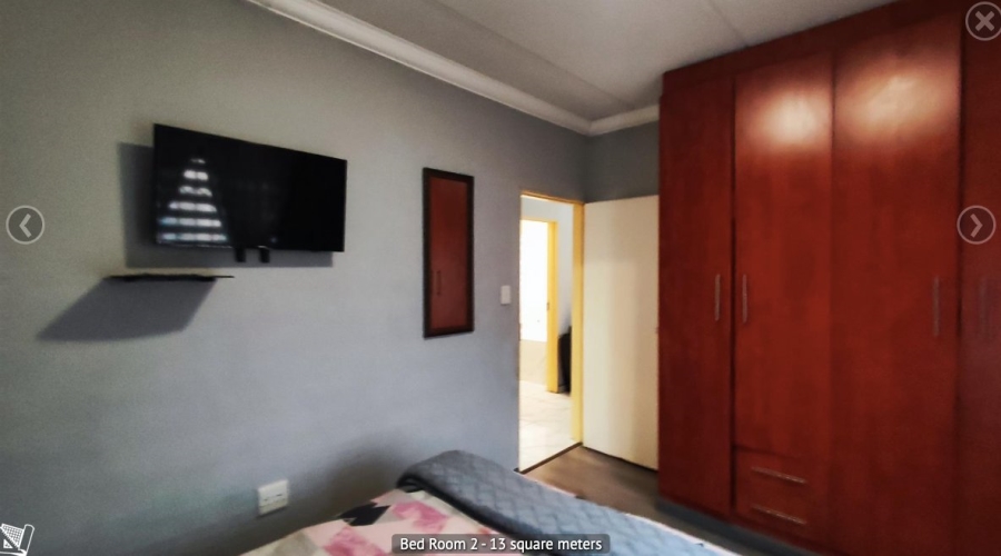 2 Bedroom Property for Sale in Dawn Park Gauteng