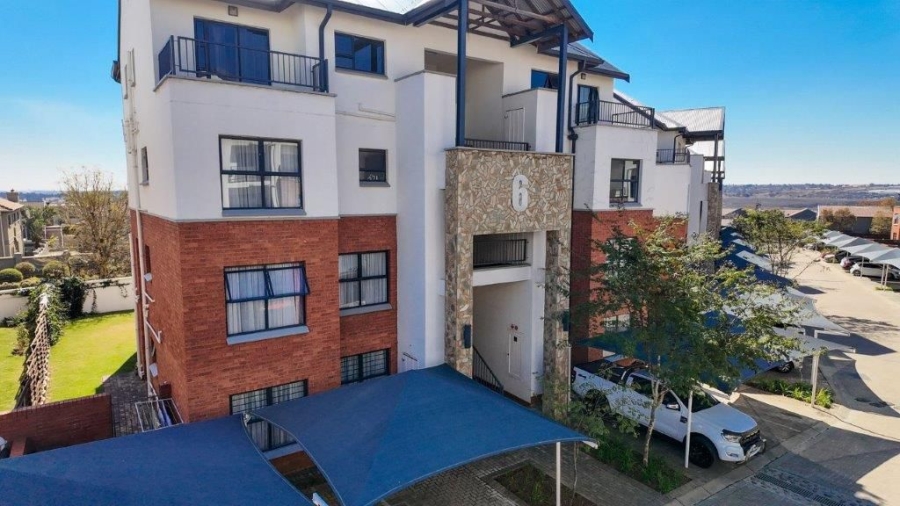 2 Bedroom Property for Sale in Greenstone Hill Gauteng