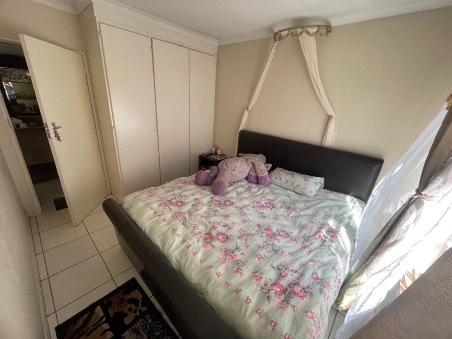 3 Bedroom Property for Sale in Brackendowns Gauteng