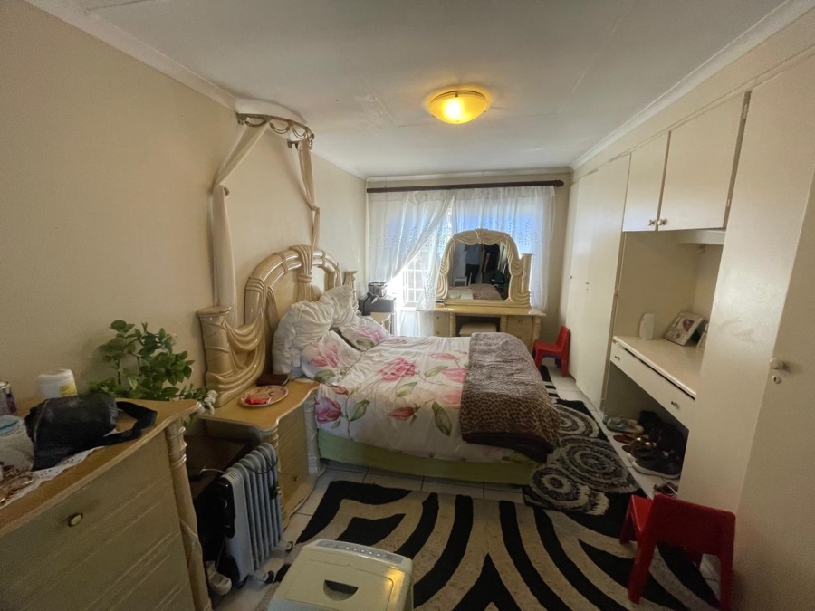 3 Bedroom Property for Sale in Brackendowns Gauteng